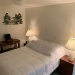 Pet-Friendly! Fully Fenced Backyard Oasis, Pcb